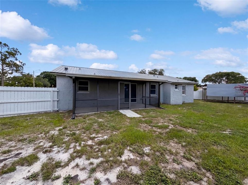 For Sale: $353,000 (4 beds, 2 baths, 1365 Square Feet)