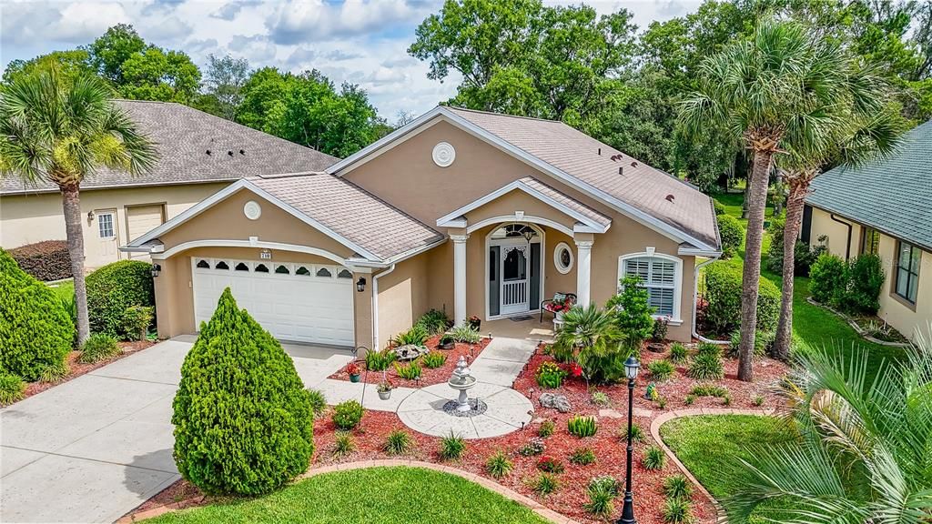 For Sale: $424,900 (3 beds, 2 baths, 1937 Square Feet)