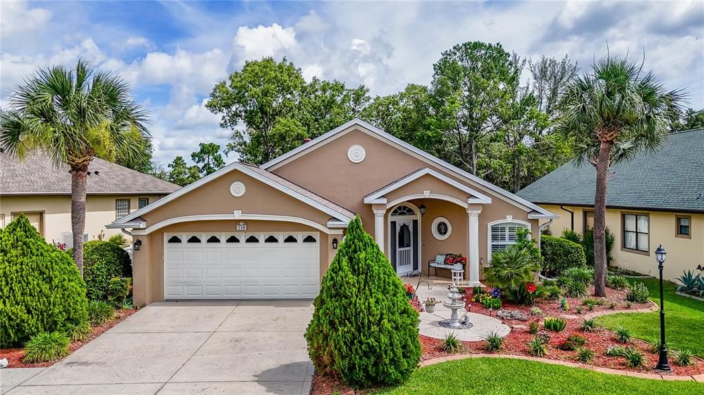 For Sale: $424,900 (3 beds, 2 baths, 1937 Square Feet)