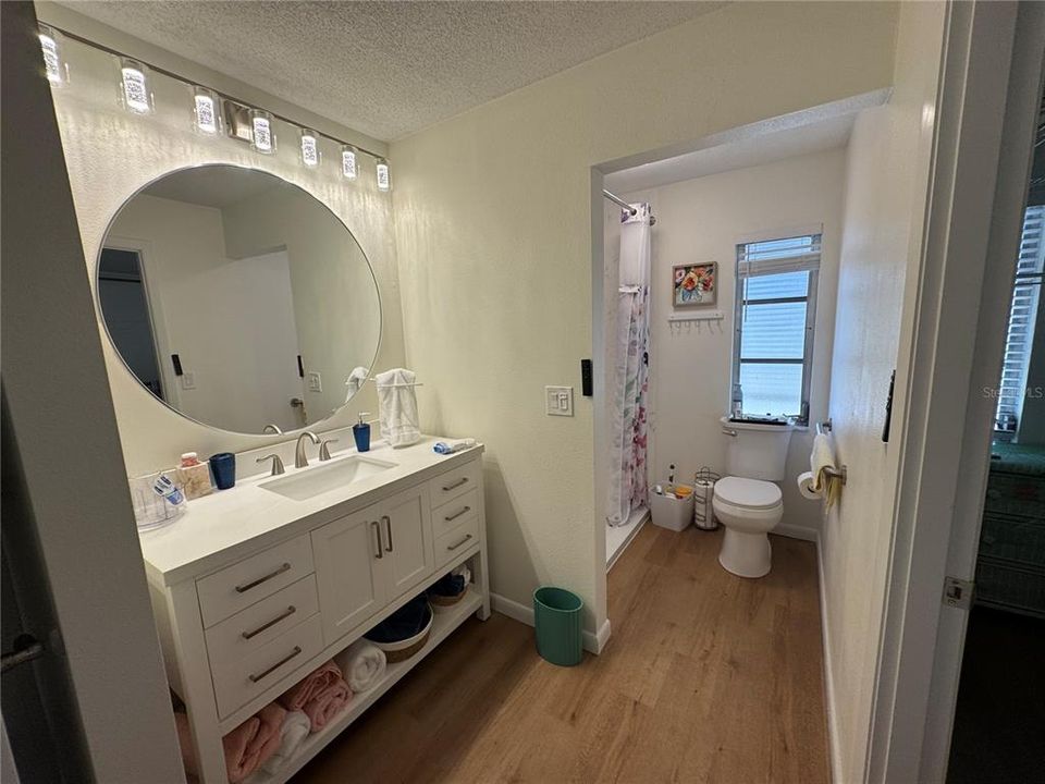 For Sale: $269,900 (3 beds, 2 baths, 1392 Square Feet)