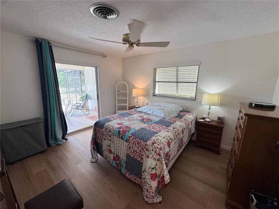 For Sale: $269,900 (3 beds, 2 baths, 1392 Square Feet)