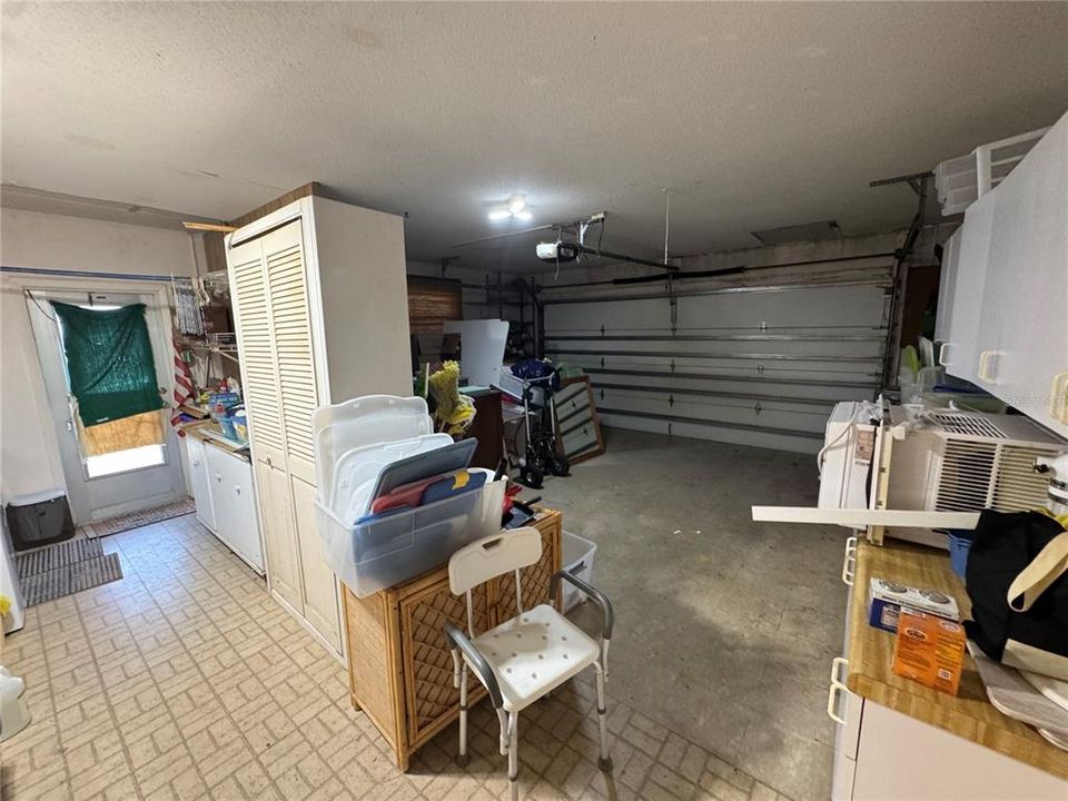 For Sale: $269,900 (3 beds, 2 baths, 1392 Square Feet)