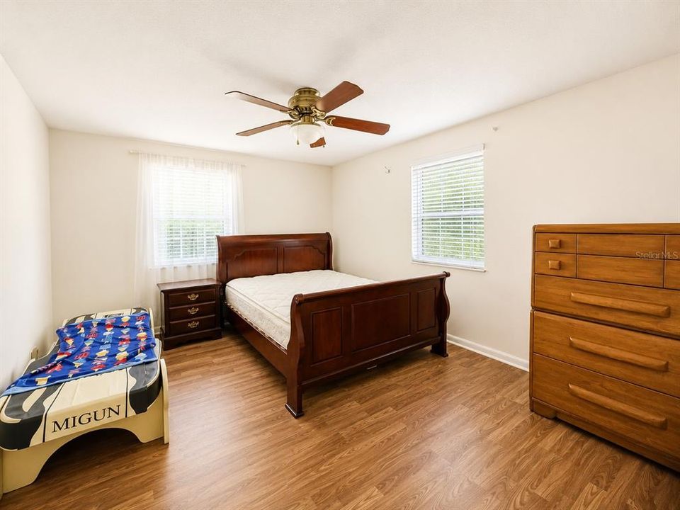 For Rent: $2,700 (4 beds, 2 baths, 2356 Square Feet)