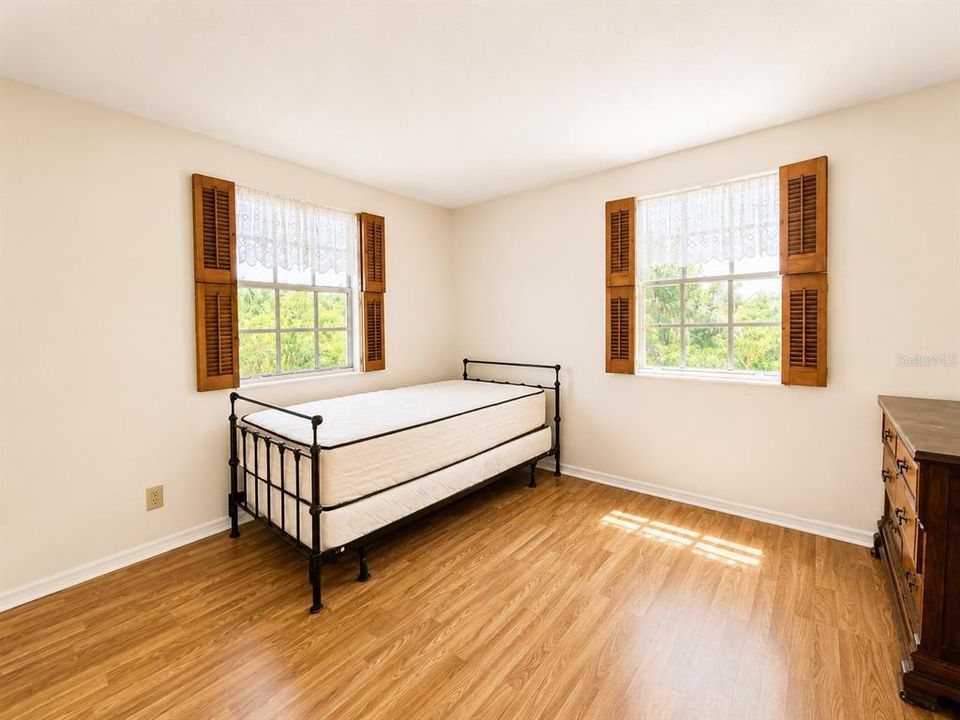 For Rent: $2,700 (4 beds, 2 baths, 2356 Square Feet)