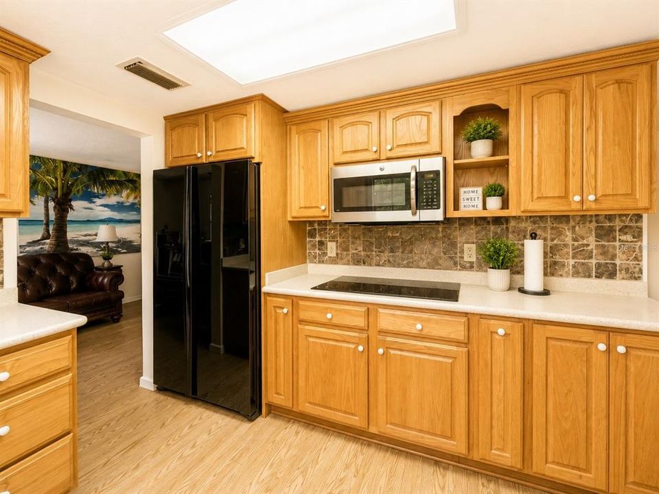 For Rent: $2,700 (4 beds, 2 baths, 2356 Square Feet)