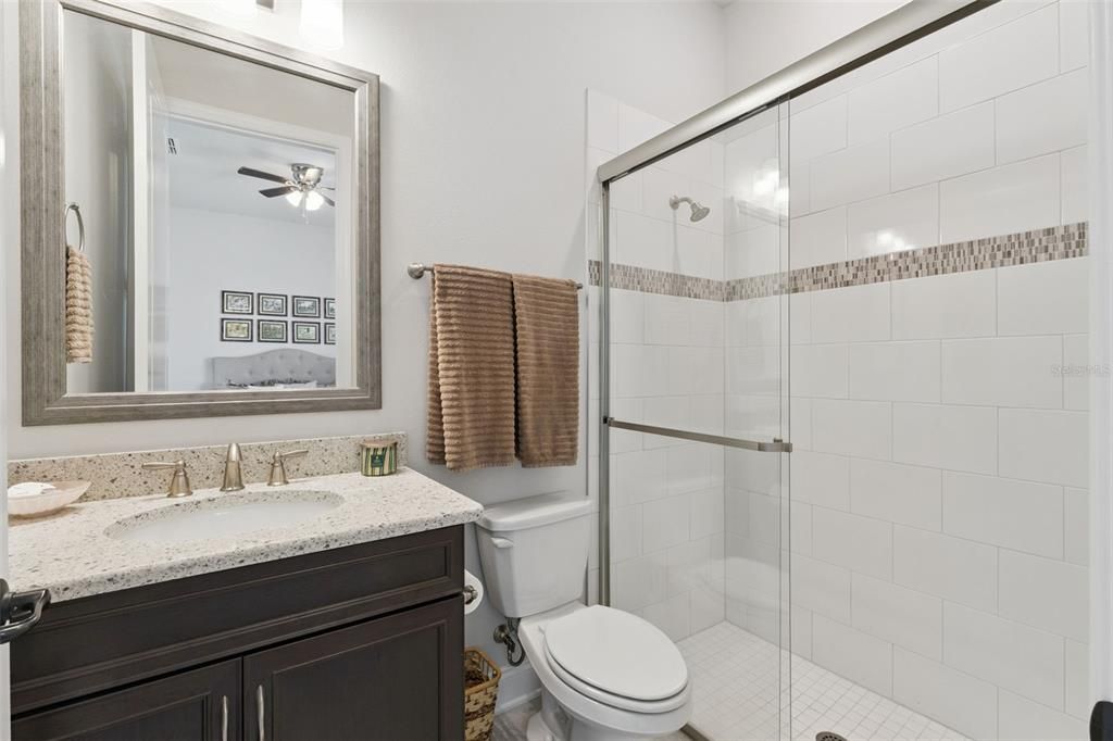 En Venta: $699,000 (4 camas, 3 baños, 3229 Pies cuadrados)