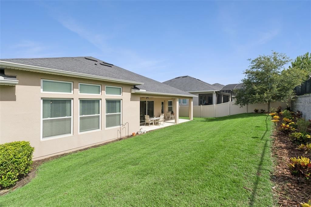 En Venta: $699,000 (4 camas, 3 baños, 3229 Pies cuadrados)