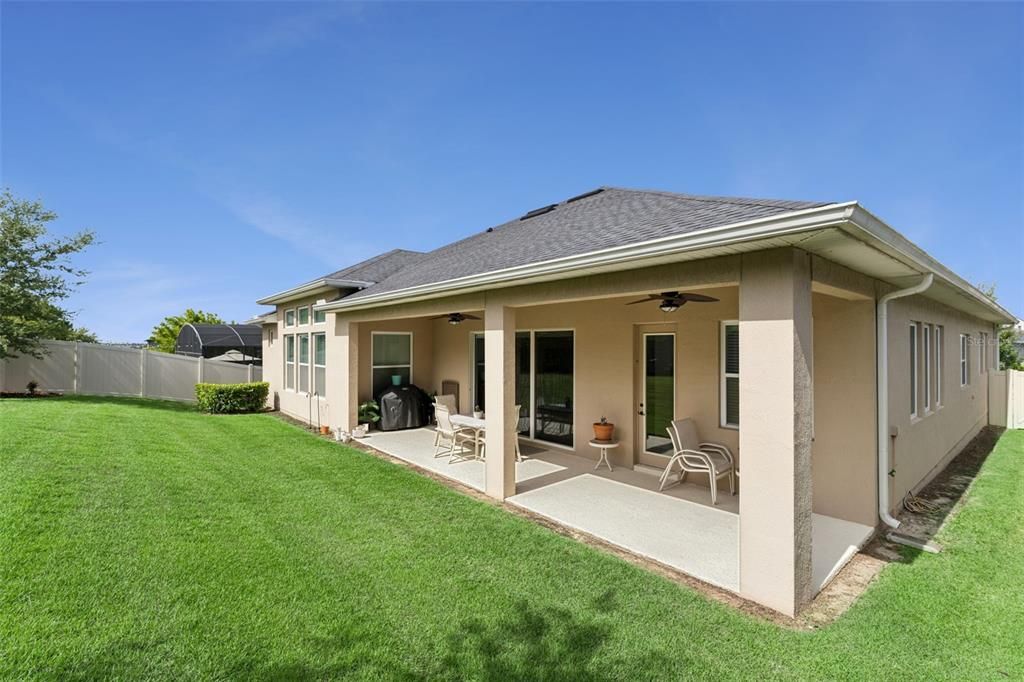 En Venta: $699,000 (4 camas, 3 baños, 3229 Pies cuadrados)