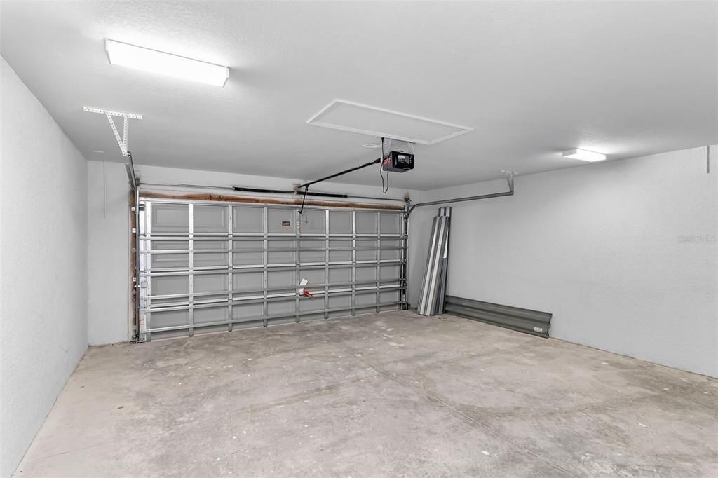 For Sale: $429,000 (4 beds, 3 baths, 1683 Square Feet)
