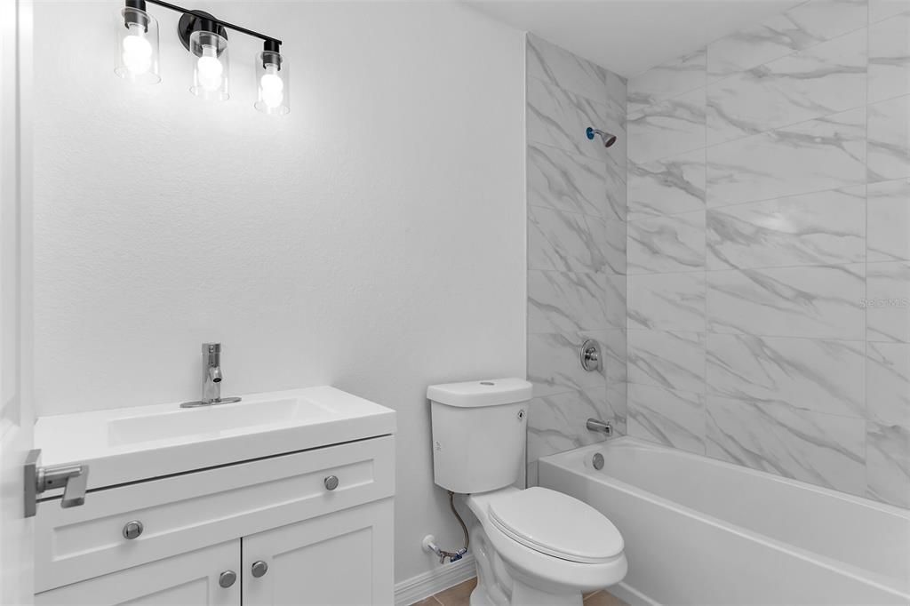 For Sale: $429,000 (4 beds, 3 baths, 1683 Square Feet)