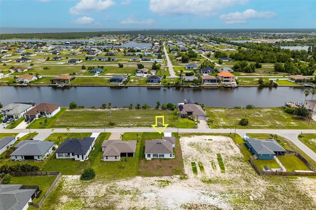 For Sale: $429,000 (4 beds, 3 baths, 1683 Square Feet)