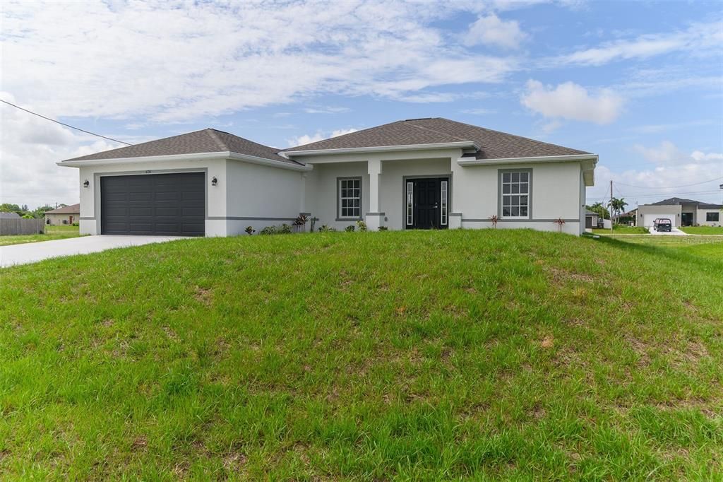 For Sale: $429,000 (4 beds, 3 baths, 1683 Square Feet)