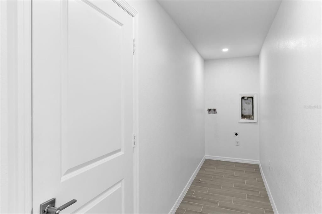 For Sale: $429,000 (4 beds, 3 baths, 1683 Square Feet)