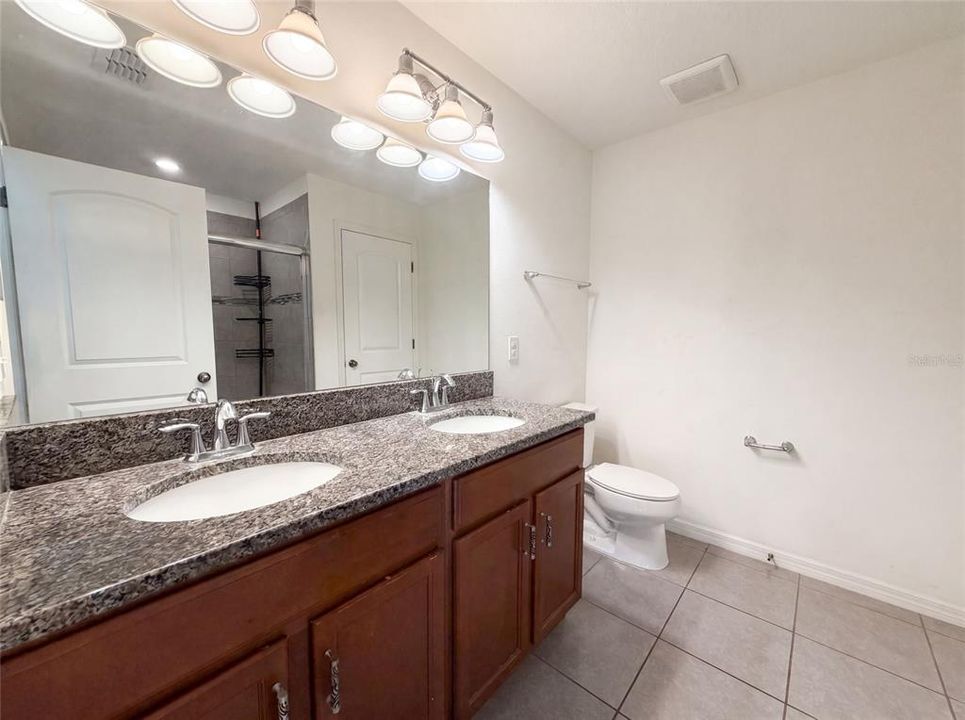 For Sale: $370,000 (4 beds, 2 baths, 1997 Square Feet)