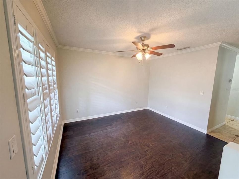 For Sale: $640,000 (3 beds, 3 baths, 2594 Square Feet)