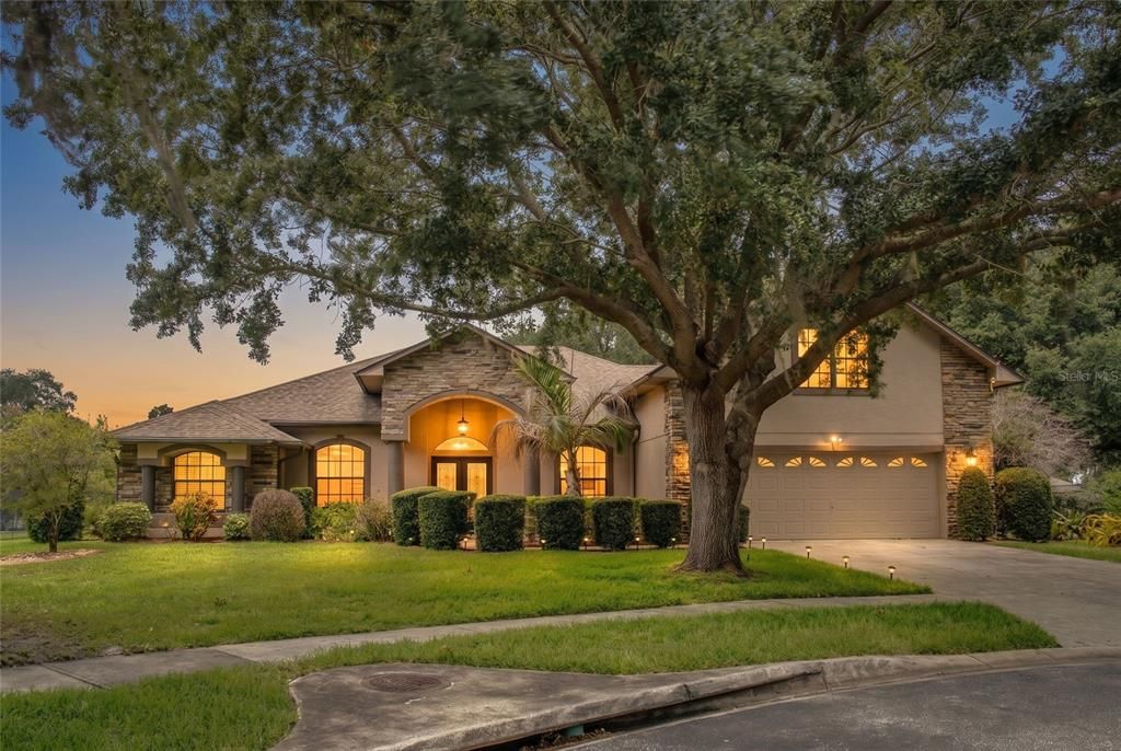 En Venta: $689,900 (4 camas, 3 baños, 2797 Pies cuadrados)