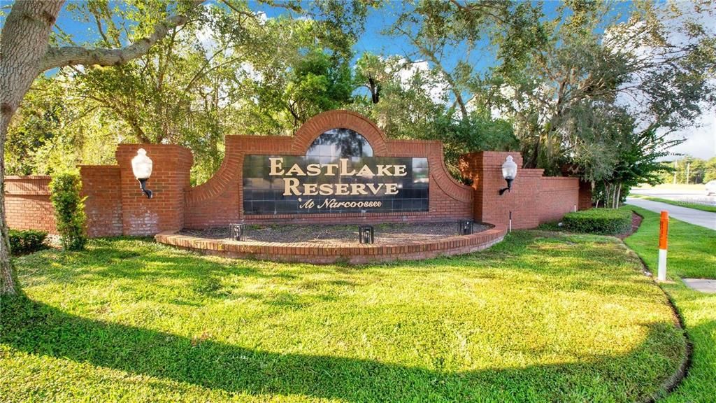 En Venta: $689,900 (4 camas, 3 baños, 2797 Pies cuadrados)