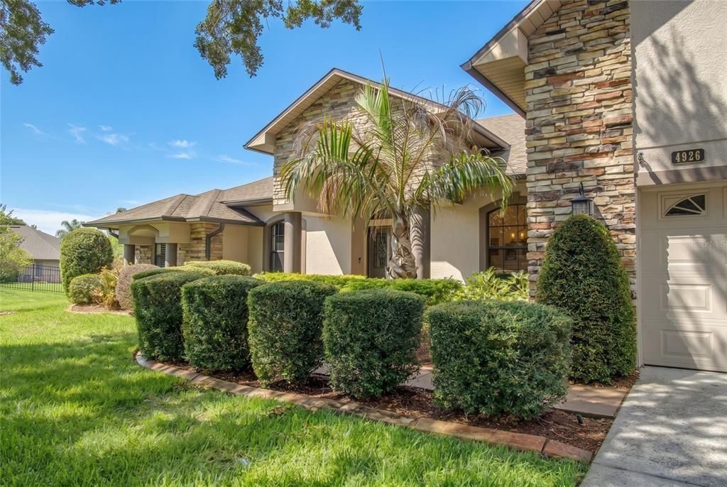 En Venta: $689,900 (4 camas, 3 baños, 2797 Pies cuadrados)