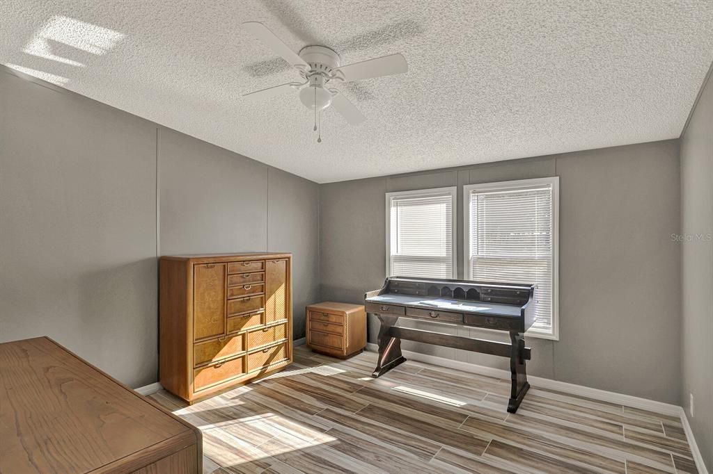 For Sale: $499,000 (4 beds, 3 baths, 2356 Square Feet)