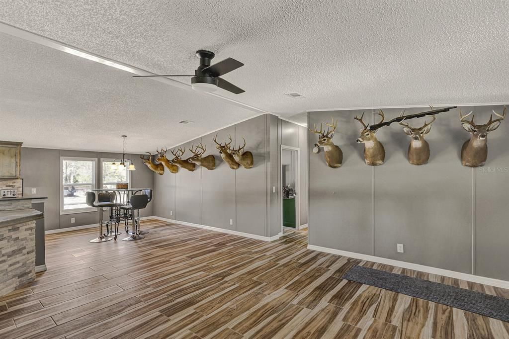 For Sale: $499,000 (4 beds, 3 baths, 2356 Square Feet)