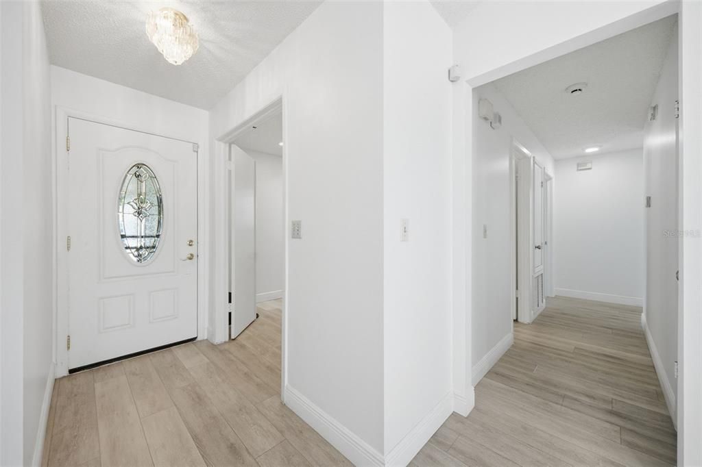 На продажу: $525,000 (4 спален, 2 ванн, 1763 Квадратных фут)