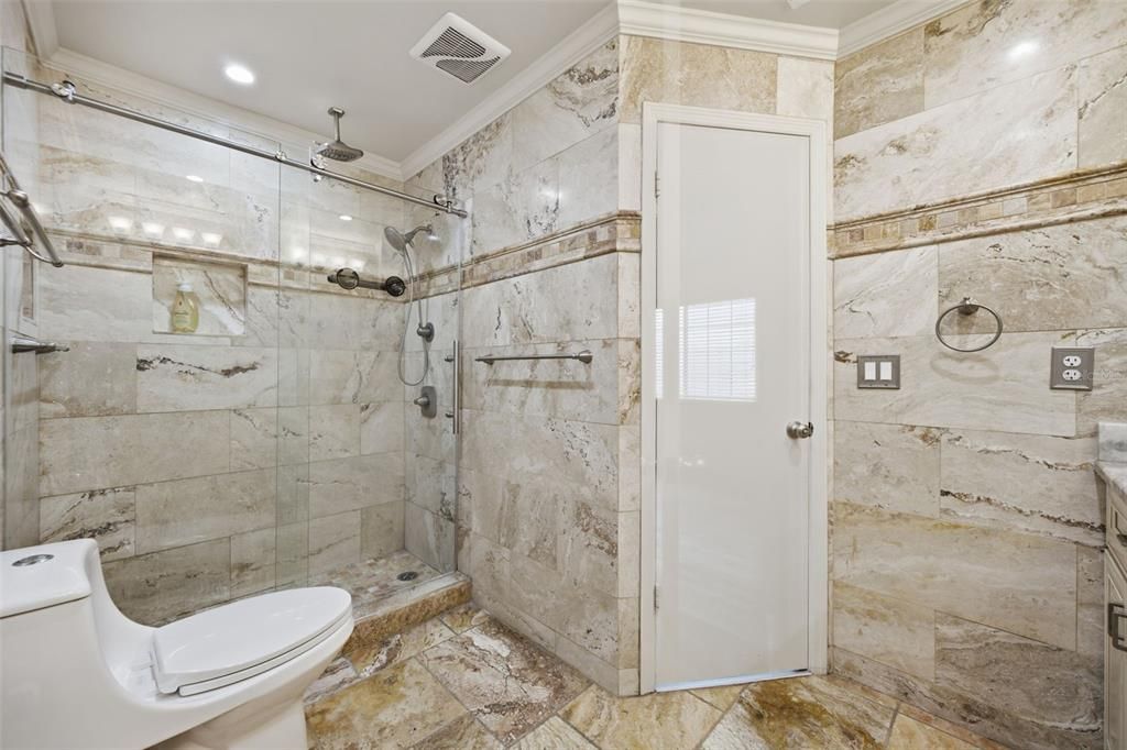 На продажу: $525,000 (4 спален, 2 ванн, 1763 Квадратных фут)