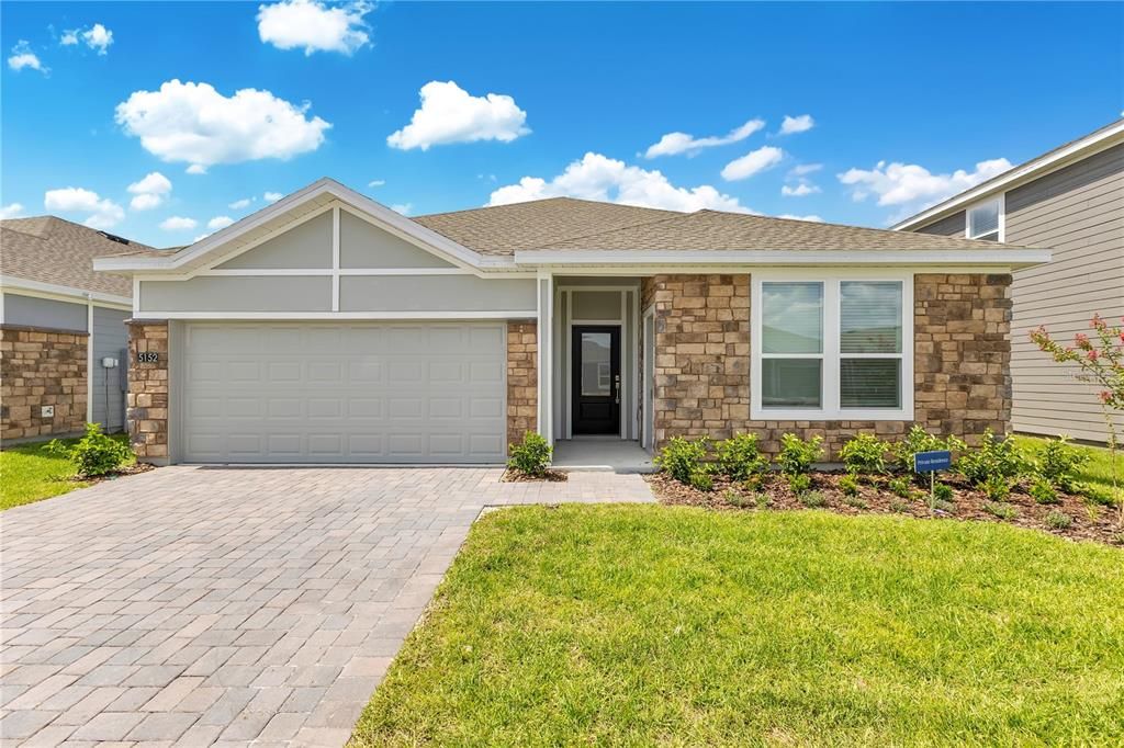 For Rent: $2,500 (3 beds, 2 baths, 1960 Square Feet)