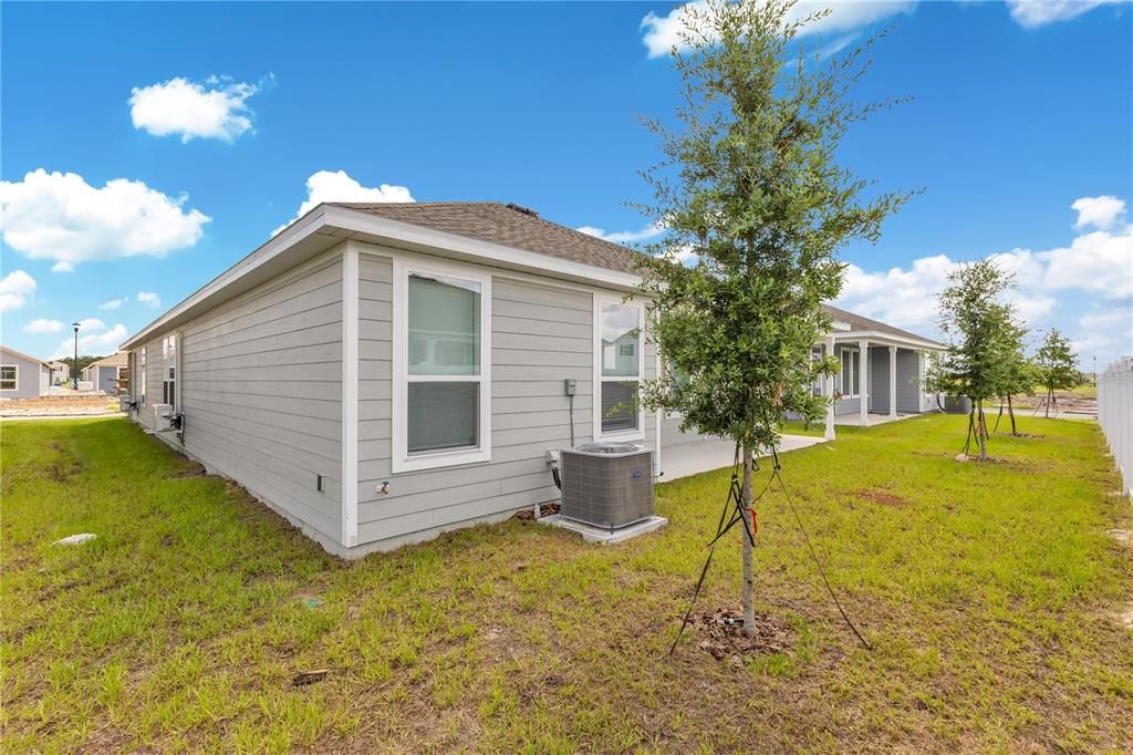 For Rent: $2,500 (3 beds, 2 baths, 1960 Square Feet)