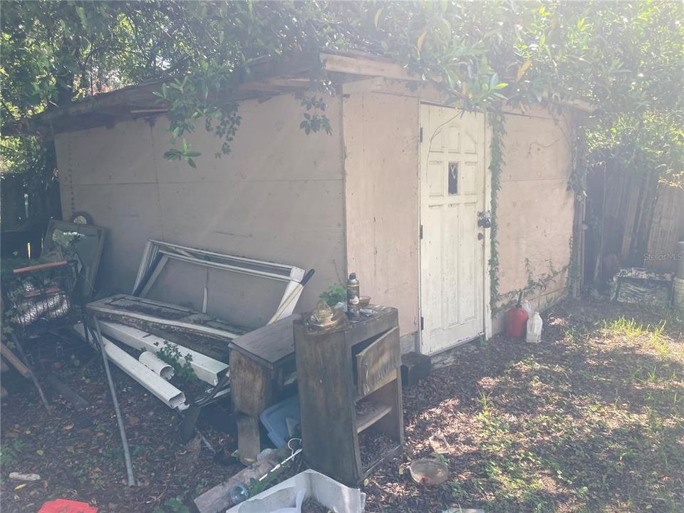 For Sale: $178,000 (3 beds, 1 baths, 1139 Square Feet)