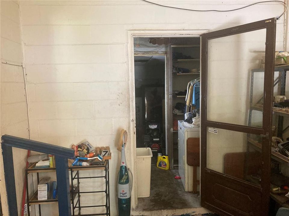 For Sale: $178,000 (3 beds, 1 baths, 1139 Square Feet)
