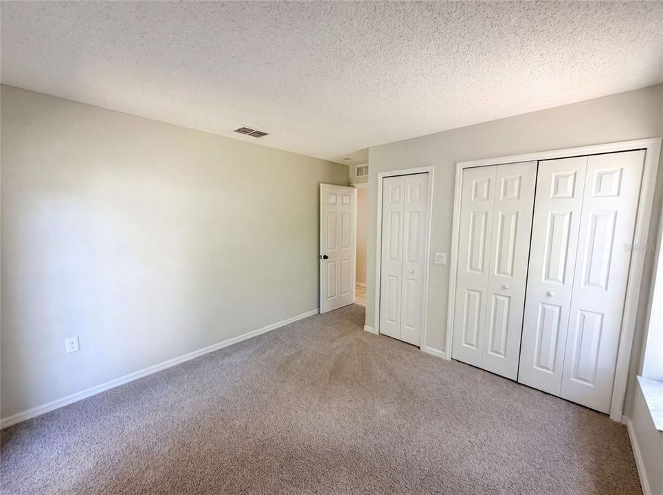 For Sale: $255,000 (3 beds, 2 baths, 1597 Square Feet)
