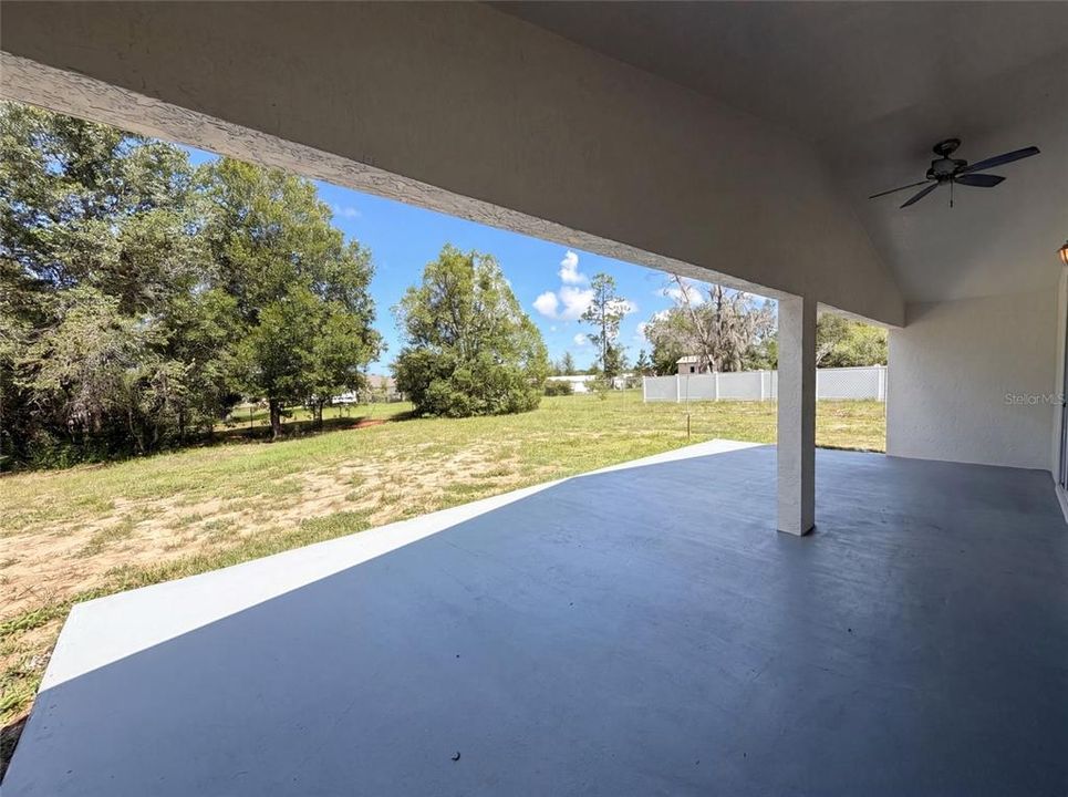 For Sale: $255,000 (3 beds, 2 baths, 1597 Square Feet)