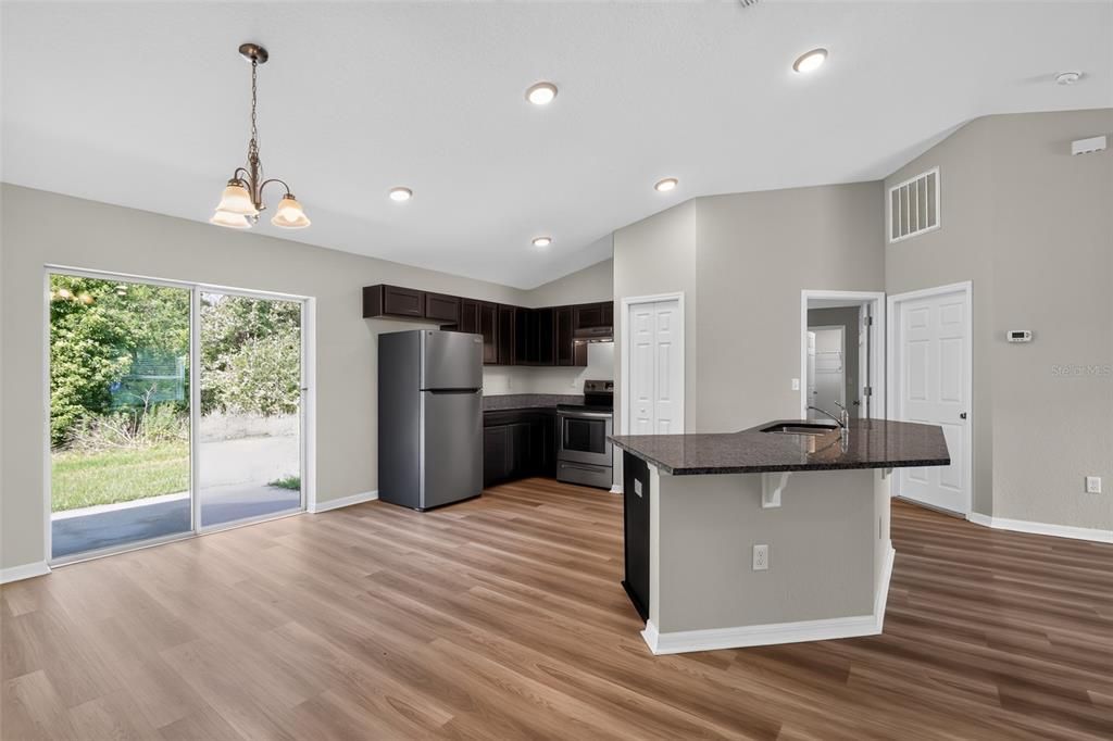 For Sale: $254,900 (3 beds, 2 baths, 1345 Square Feet)