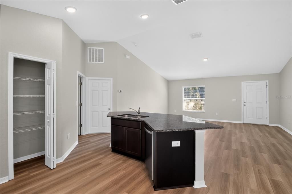 For Sale: $254,900 (3 beds, 2 baths, 1345 Square Feet)