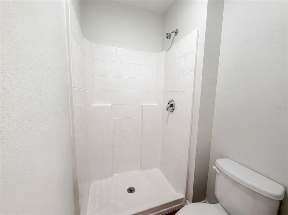 For Sale: $305,000 (4 beds, 2 baths, 1837 Square Feet)