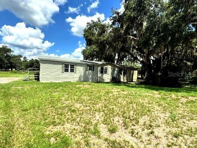 For Sale: $279,900 (3 beds, 2 baths, 2176 Square Feet)