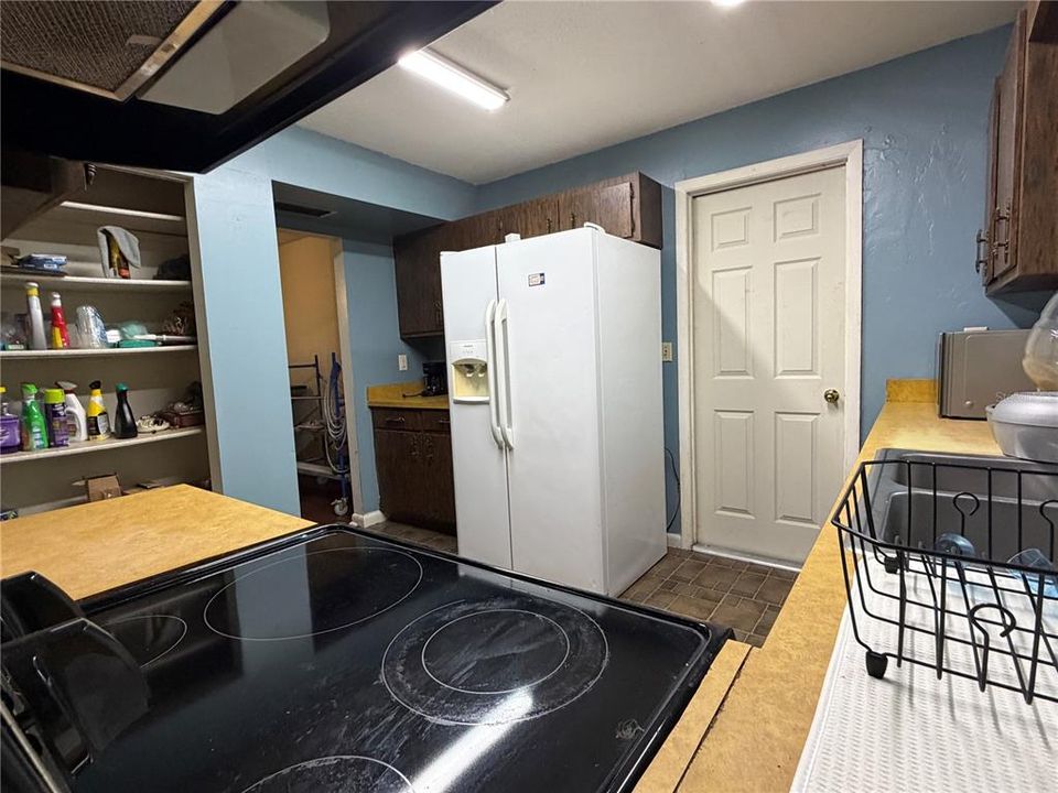 For Sale: $199,900 (2 beds, 2 baths, 1516 Square Feet)