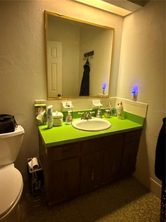 For Sale: $199,900 (2 beds, 2 baths, 1516 Square Feet)
