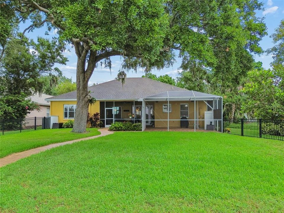 For Sale: $599,900 (3 beds, 2 baths, 2230 Square Feet)