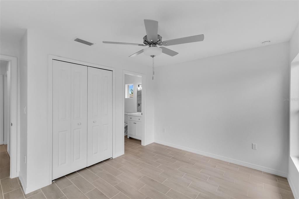 For Sale: $429,000 (4 beds, 3 baths, 1683 Square Feet)