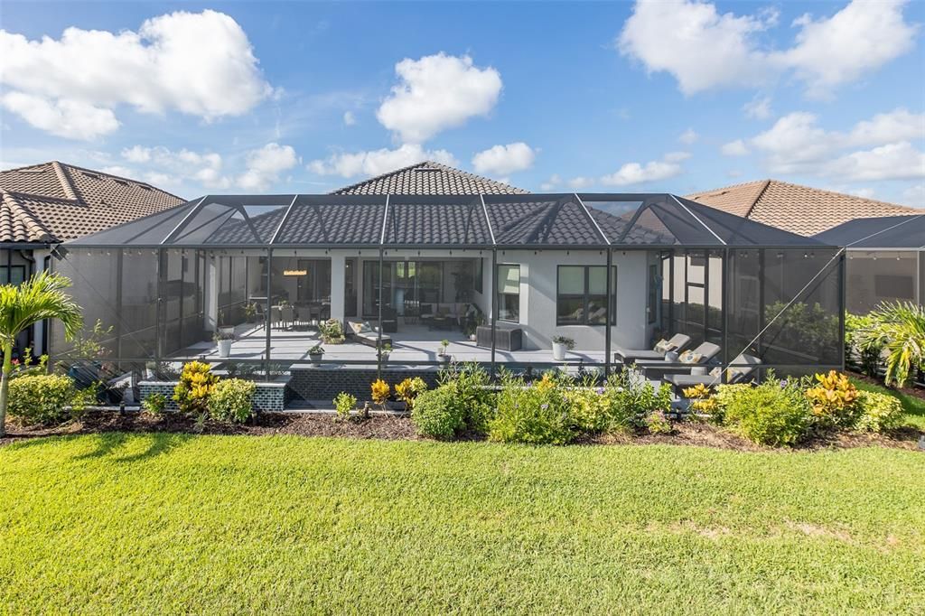 Active With Contract: $1,050,000 (3 beds, 3 baths, 3016 Square Feet)