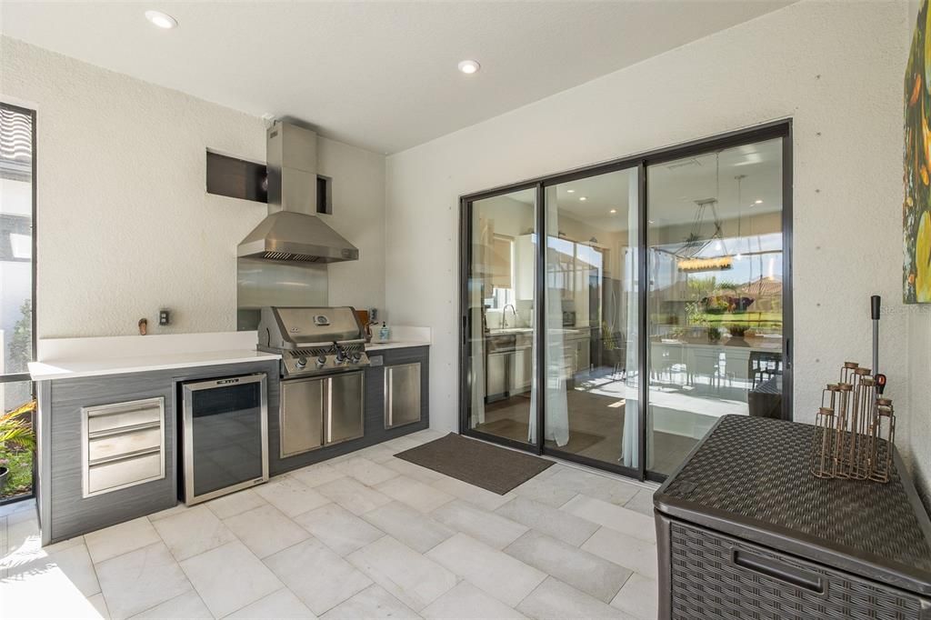 Active With Contract: $1,050,000 (3 beds, 3 baths, 3016 Square Feet)