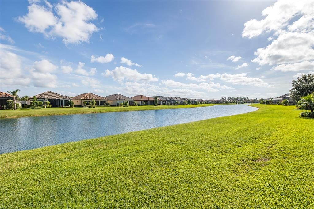Active With Contract: $1,050,000 (3 beds, 3 baths, 3016 Square Feet)