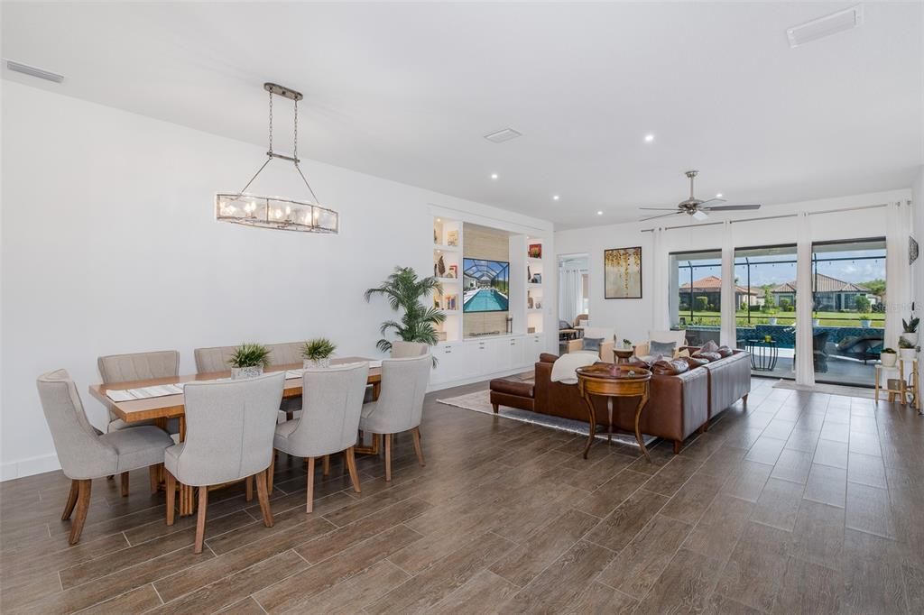 Active With Contract: $1,050,000 (3 beds, 3 baths, 3016 Square Feet)