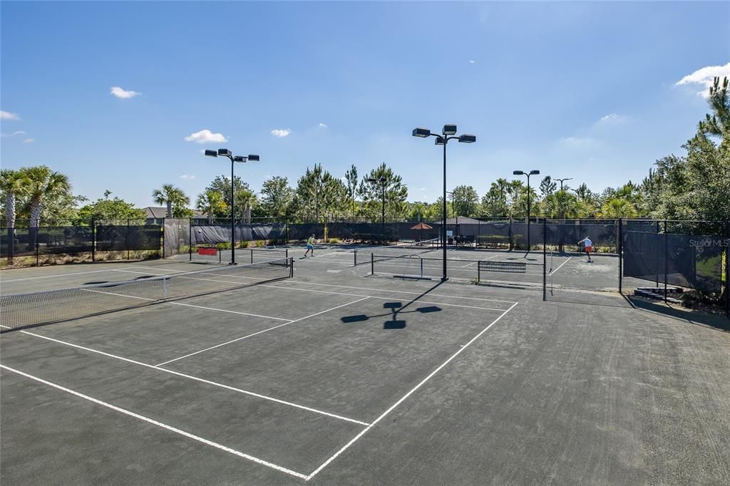 Active With Contract: $1,050,000 (3 beds, 3 baths, 3016 Square Feet)