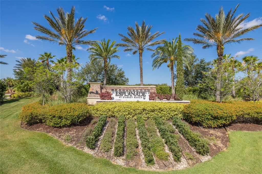 Active With Contract: $1,050,000 (3 beds, 3 baths, 3016 Square Feet)