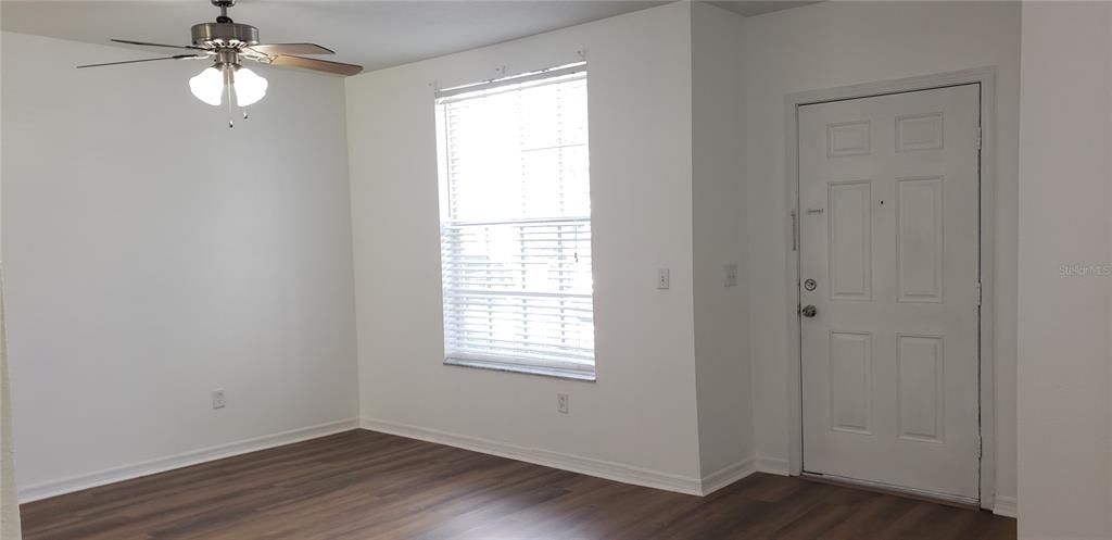 For Rent: $1,900 (2 beds, 2 baths, 1358 Square Feet)