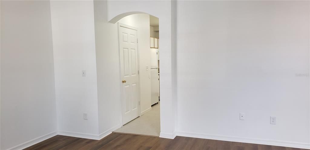 For Rent: $1,900 (2 beds, 2 baths, 1358 Square Feet)