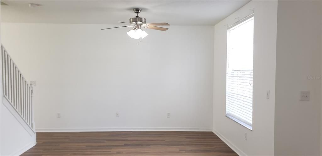 For Rent: $1,900 (2 beds, 2 baths, 1358 Square Feet)
