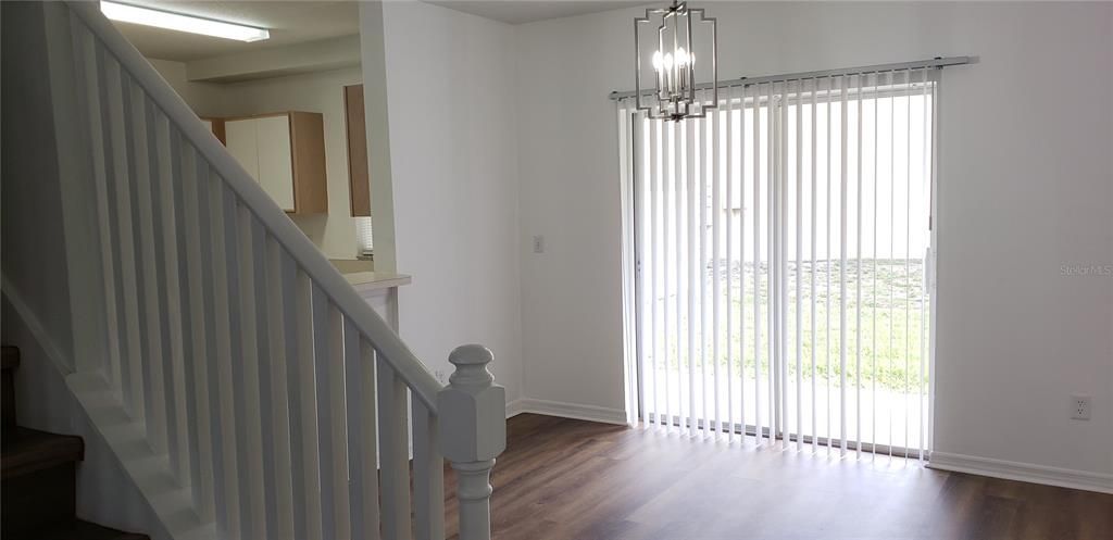 For Rent: $1,900 (2 beds, 2 baths, 1358 Square Feet)